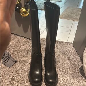 Women's Black Knee-High Boots
